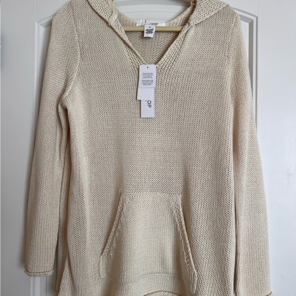 Brand new hoodie sweater cream color hint of yellow size medium